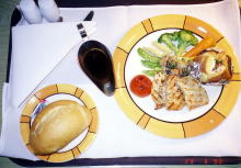 �����Ńm���r���e���r�����Ȃ���H�ׂ�̂��ċC�y�B