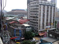 �h�̃e���X����̒���