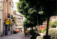 �ł����킹�̂���X�|�[�c�N���u�̑O�A