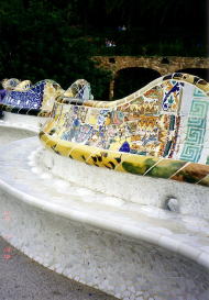 �l�̍\���Ɋ�Â��đ���ꂽ�x���`